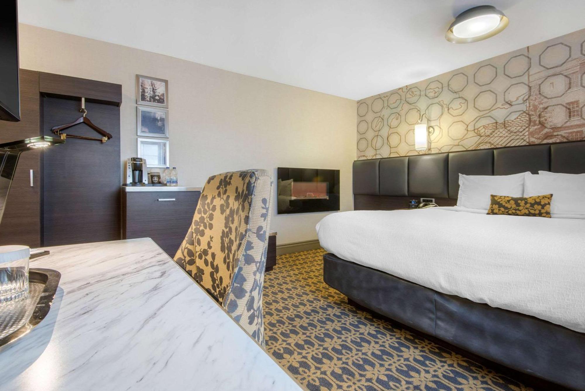 The Champlain Waterfront Hotel Ascend Hotel Collection Orillia Eksteriør bilde