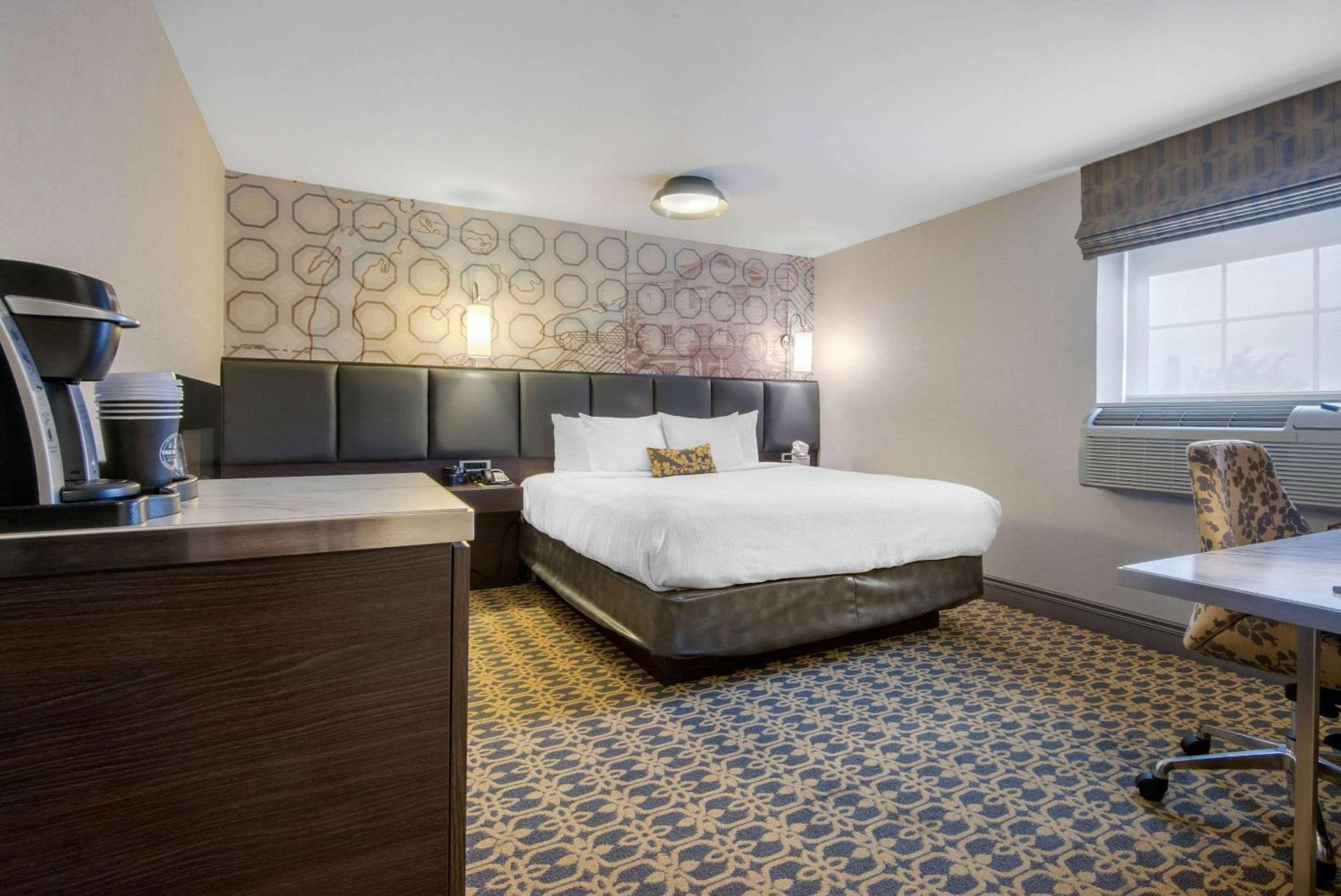 The Champlain Waterfront Hotel Ascend Hotel Collection Orillia Eksteriør bilde