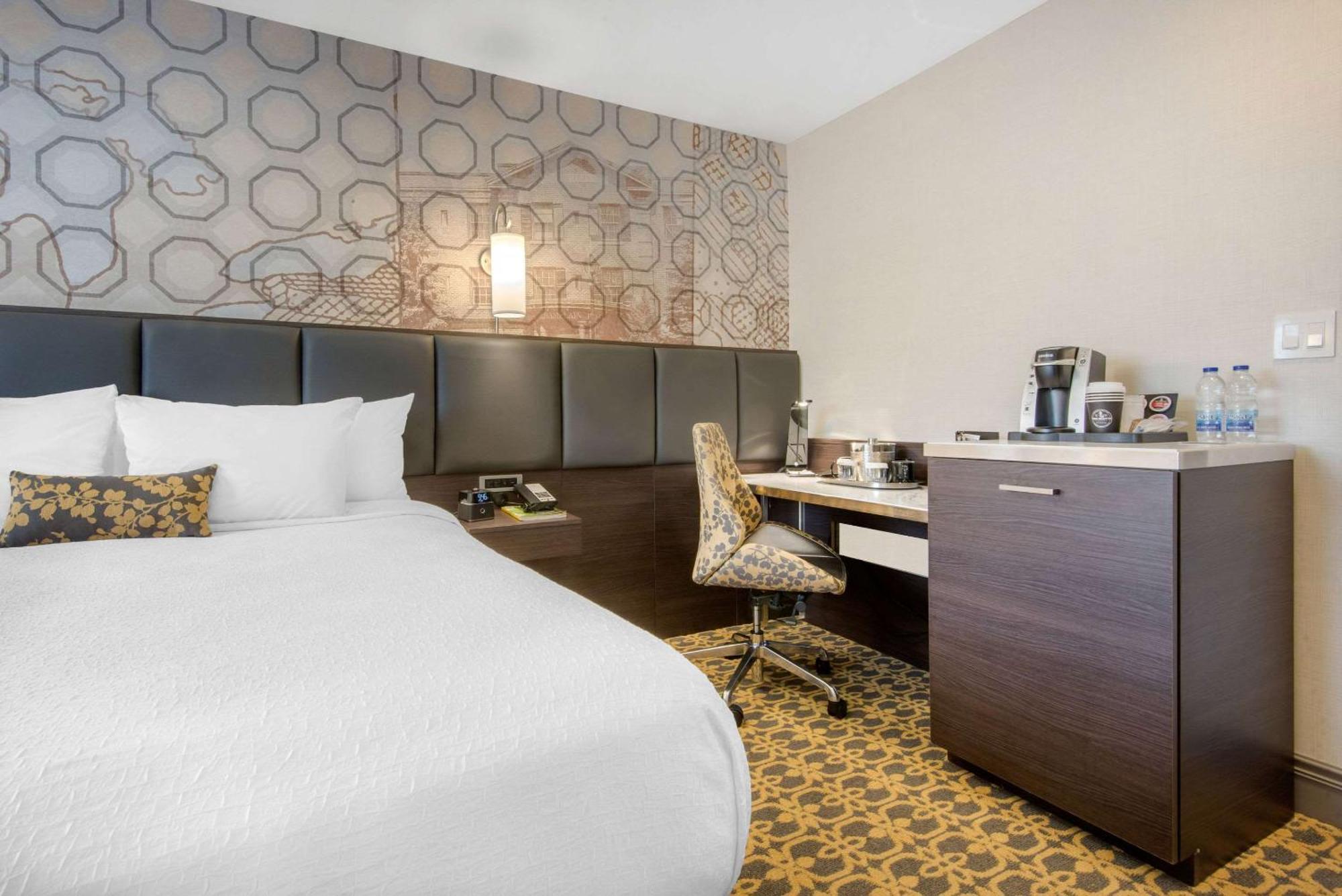The Champlain Waterfront Hotel Ascend Hotel Collection Orillia Eksteriør bilde