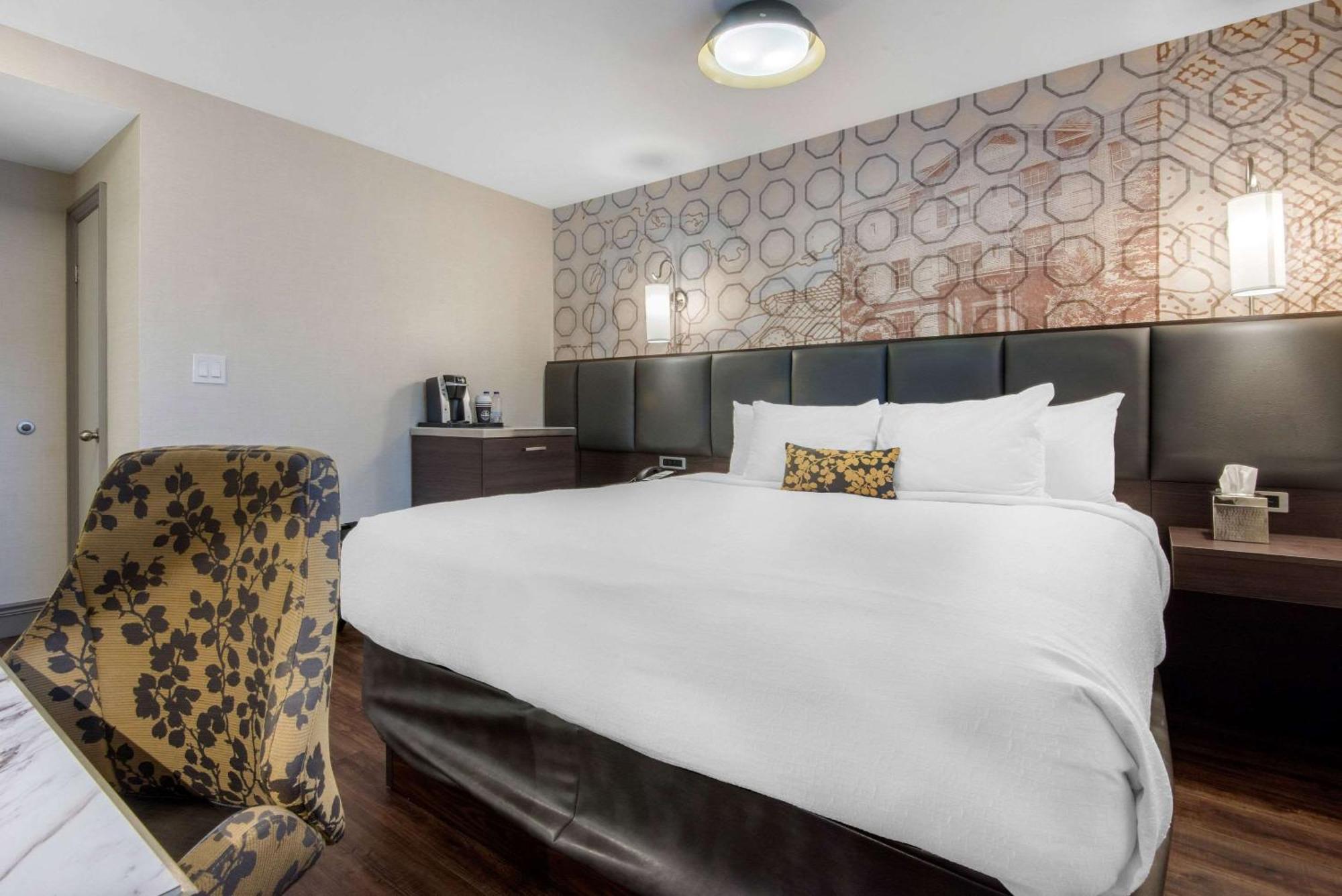 The Champlain Waterfront Hotel Ascend Hotel Collection Orillia Eksteriør bilde
