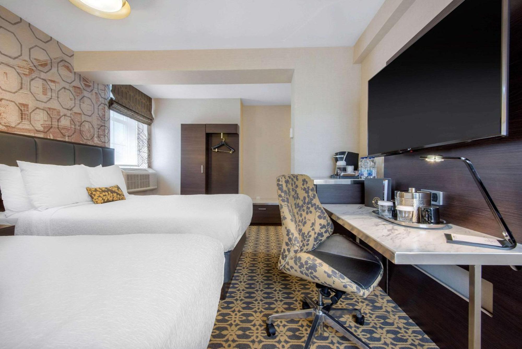 The Champlain Waterfront Hotel Ascend Hotel Collection Orillia Eksteriør bilde