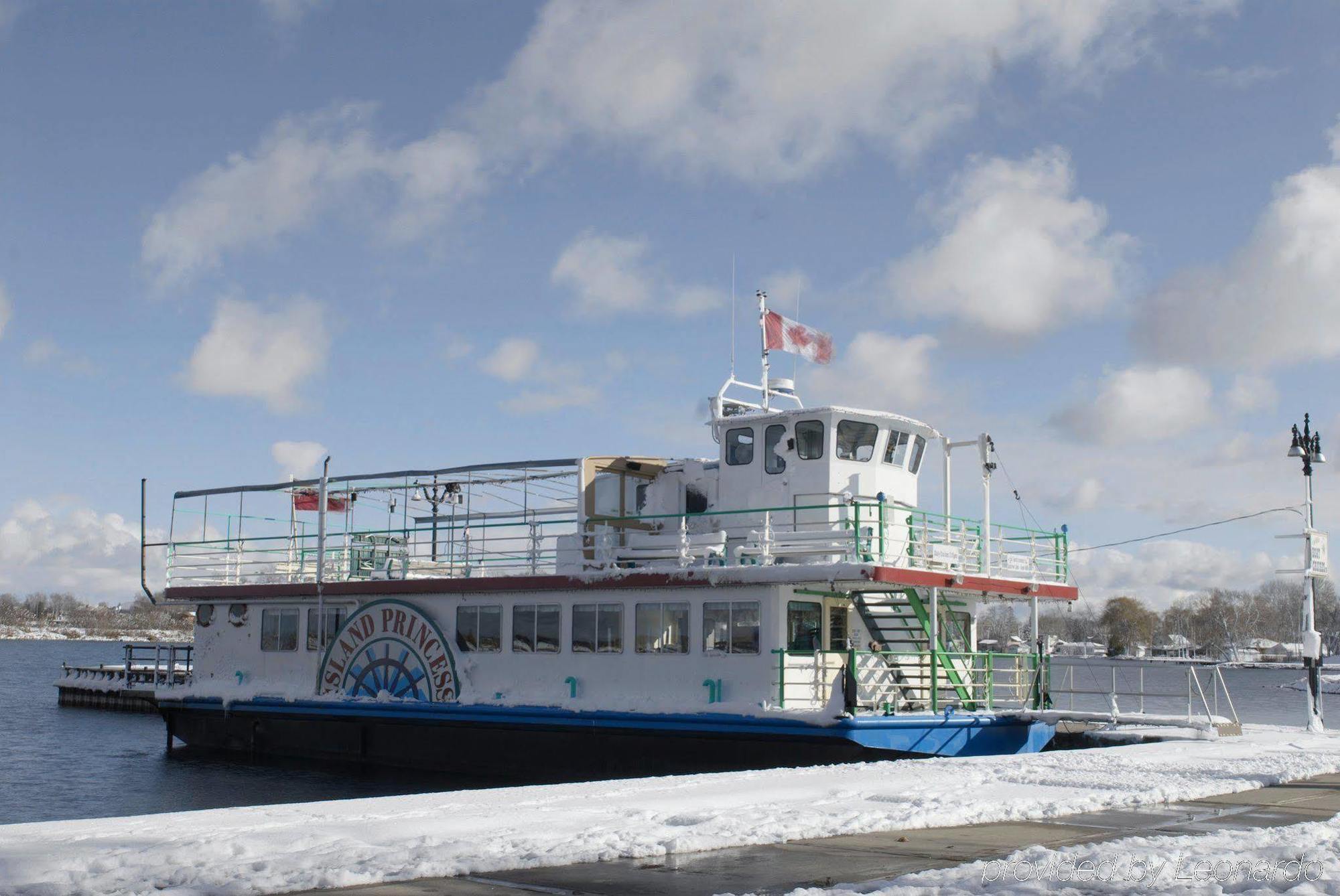 The Champlain Waterfront Hotel Ascend Hotel Collection Orillia Eksteriør bilde